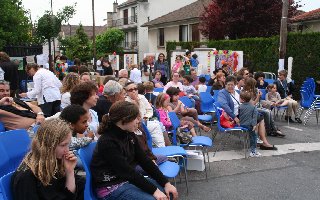 Le public attentif...